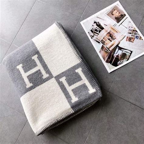 amazon hermes blanket